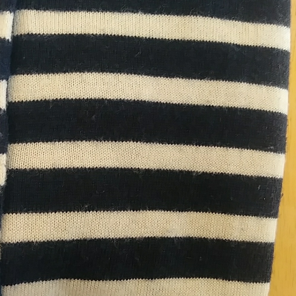 Cardigan - Picture 4 of 5